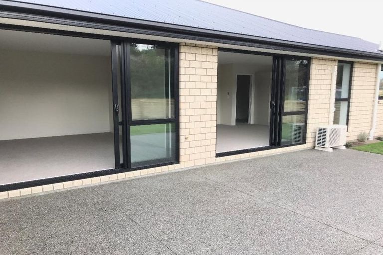 Photo of property in 28 Robert Duncan Road, Belfast, Christchurch, 8051