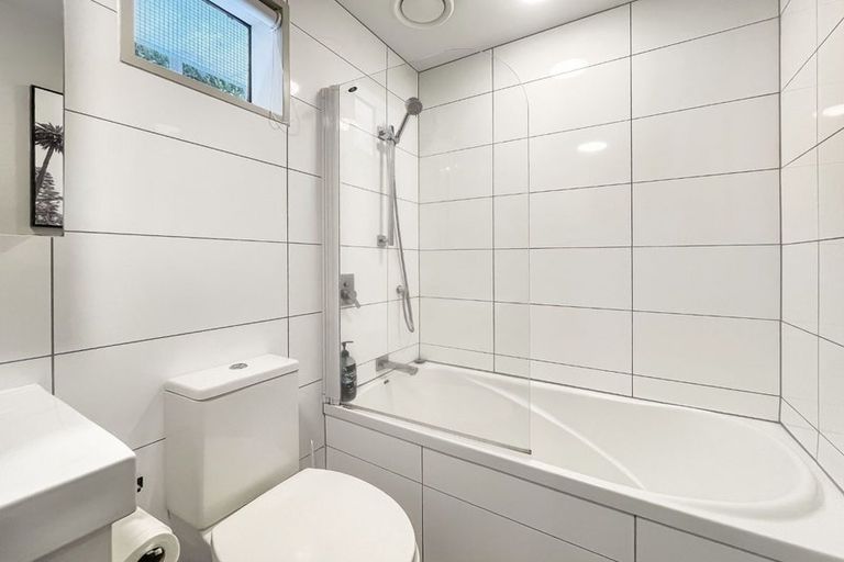 Photo of property in Revolucion Apartments, 205/28w Torrens Terrace, Mount Cook, Wellington, 6011