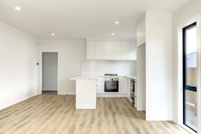 Photo of property in 2/49 Hinton Avenue, Forest Lake, Hamilton, 3200