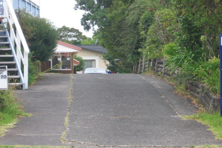 Photo of property in 2/70 Seaview Road, Glenfield, Auckland, 0629