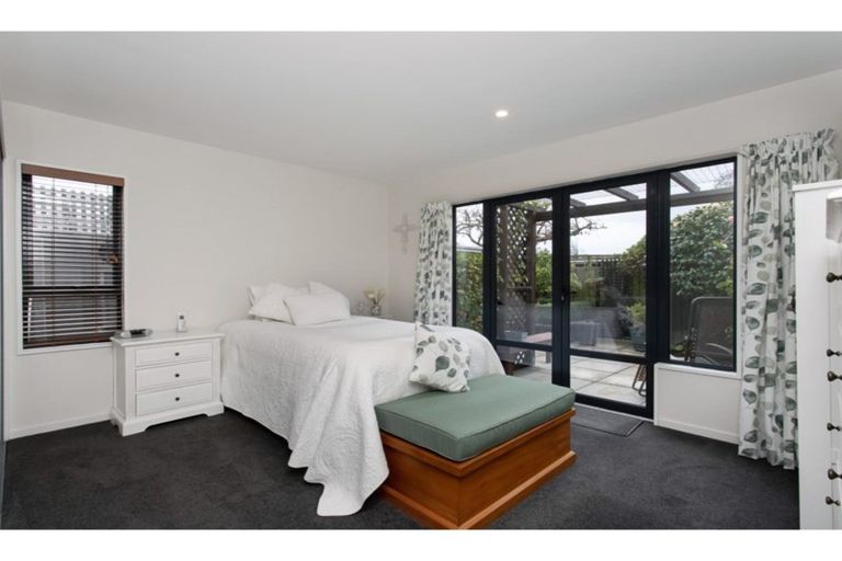 Photo of property in 155a Weston Road, St Albans, Christchurch, 8052
