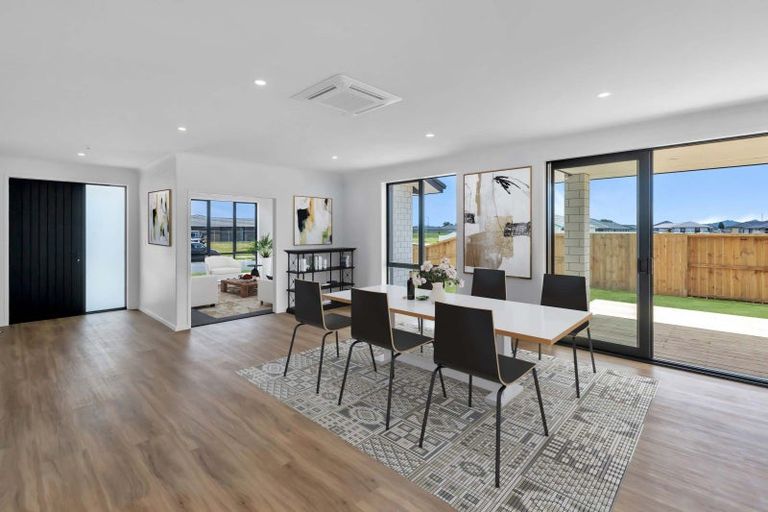 Photo of property in 3 Taurangawaka Road, One Tree Point, 0118