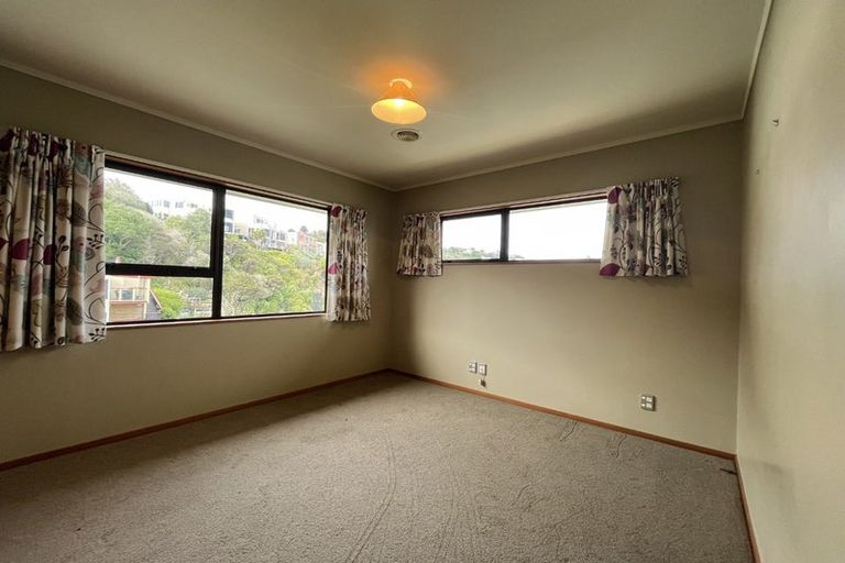 Photo of property in 16 Trevor Terrace, Paremata, Porirua, 5024