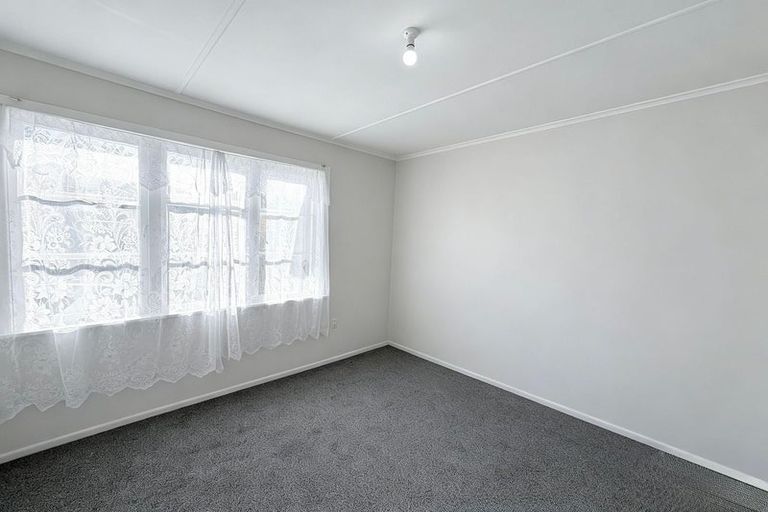 Photo of property in 60 Mckean Avenue, Manurewa, Auckland, 2102