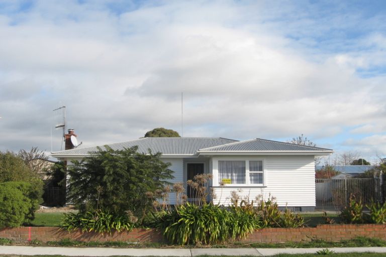 Photo of property in 9 Shackleton Street, Maraenui, Napier, 4110
