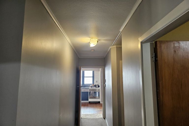 Photo of property in 2 Wavell Crescent, Lansdowne, Masterton, 5810