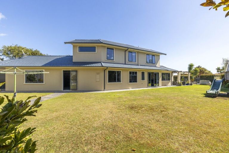 Photo of property in 49 Shelter Grove, Frankleigh Park, New Plymouth, 4310