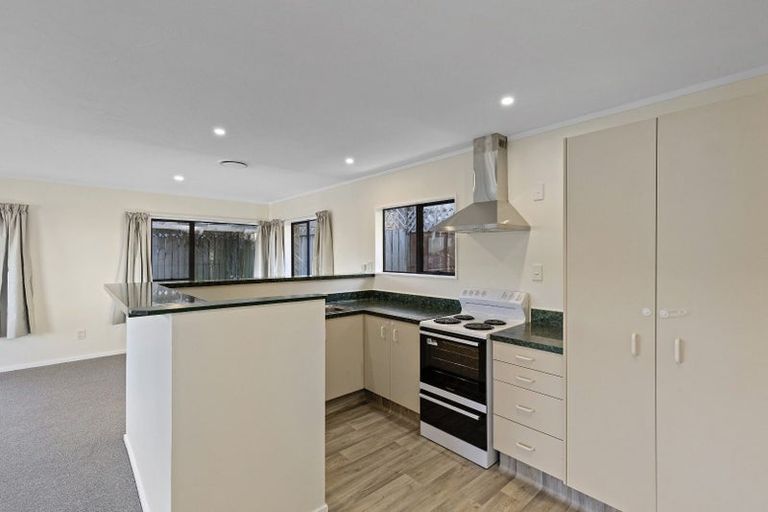 Photo of property in 72 Volga Street, Island Bay, Wellington, 6023