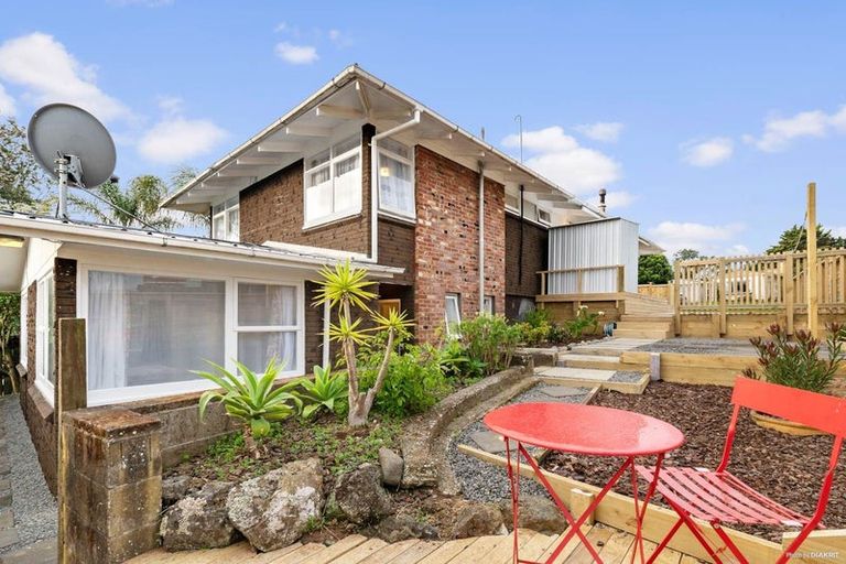 Photo of property in 33a Andrew Road, Howick, Auckland, 2010