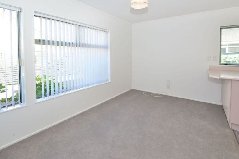 Photo of property in 1/494 Hibiscus Coast Highway, Orewa, 0931