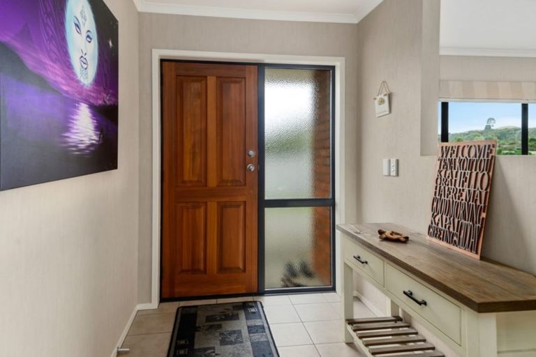 Photo of property in 33 Mccahon Drive, Pukehangi, Rotorua, 3015