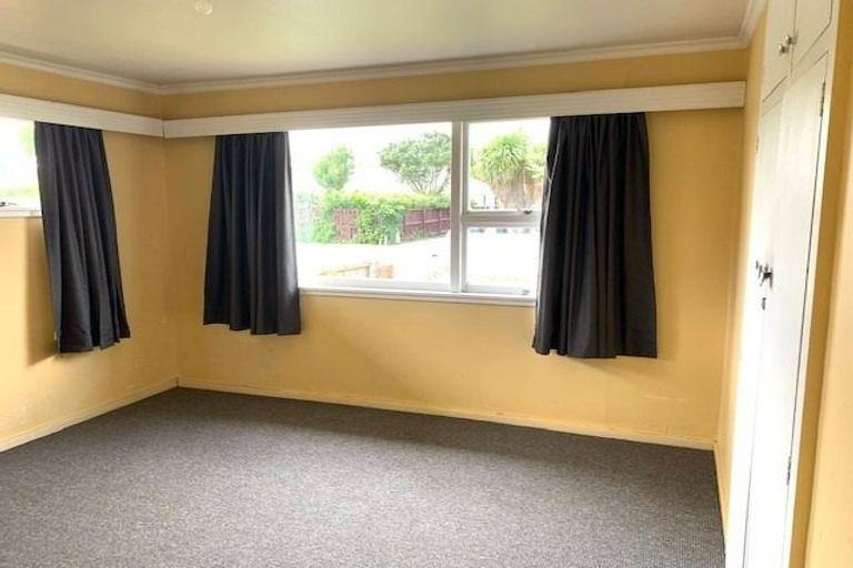 Photo of property in 5 Hanrahan Street, Upper Riccarton, Christchurch, 8041