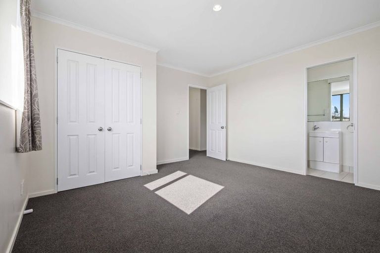 Photo of property in 38 Riverside Drive, Waiuku, 2123