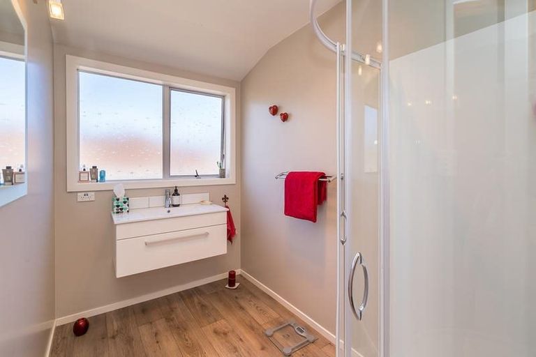 Photo of property in 7 Unsworth Street, Green Island, Dunedin, 9018