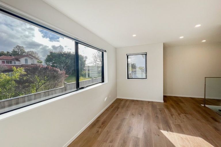 Photo of property in 83b Hastings Road, Mairangi Bay, Auckland, 0630