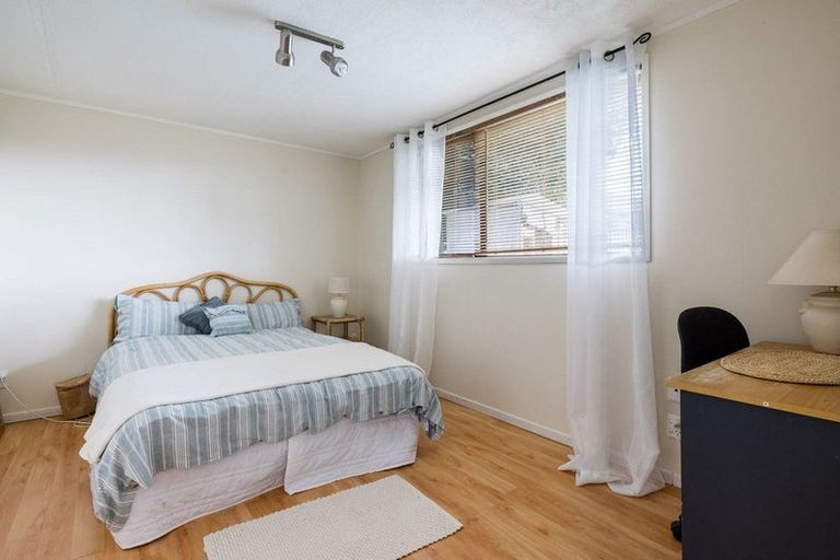 Photo of property in 233 Lamb Street, Leamington, Cambridge, 3432