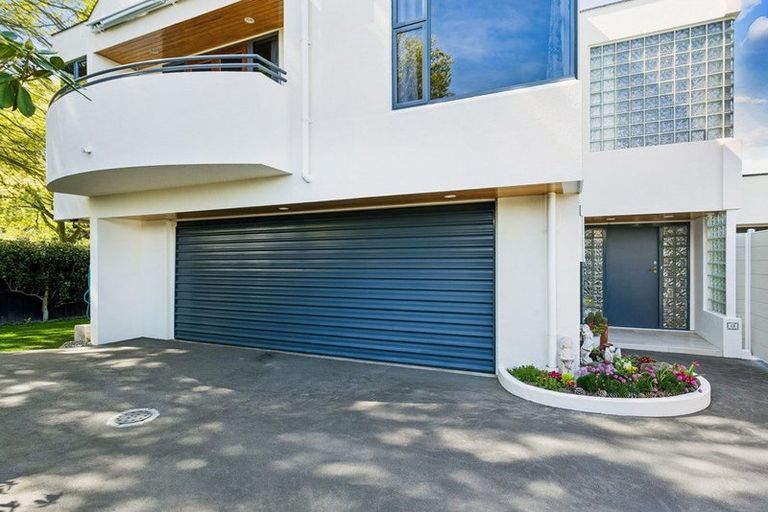 Photo of property in 2/4 Bevington Street, Avonhead, Christchurch, 8042