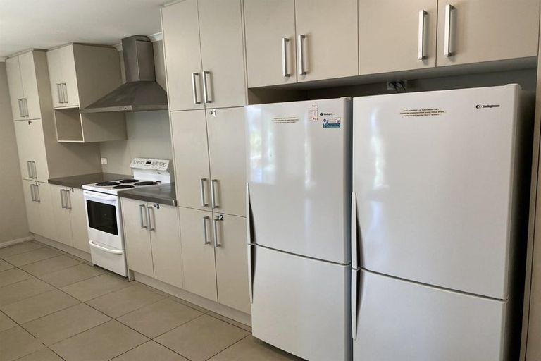 Photo of property in 12 Auburn Avenue, Upper Riccarton, Christchurch, 8041