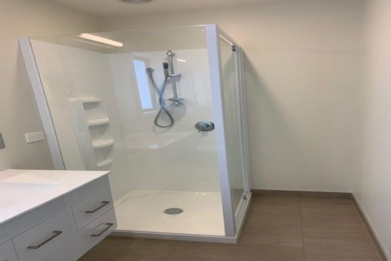 Photo of property in 51-53 Shaw Road, Oratia, Auckland, 0604