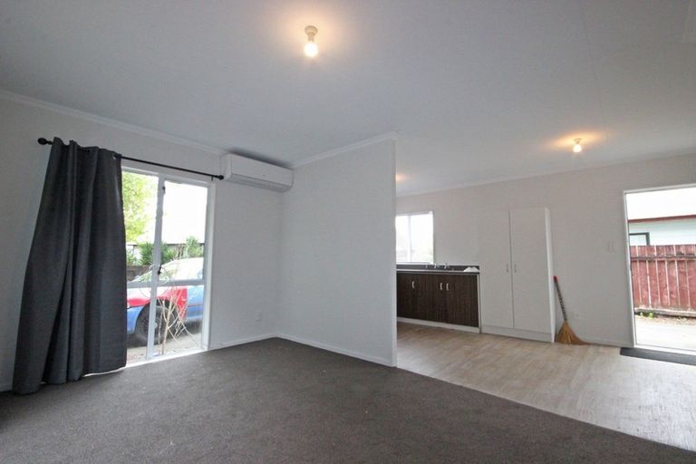 Photo of property in 60 Newton Place, Westbrook, Palmerston North, 4412
