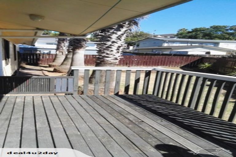 Photo of property in 22 Lendenfeld Drive, Papatoetoe, Auckland, 2025