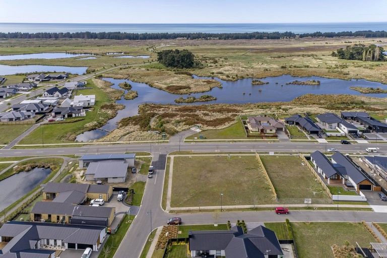 Photo of property in 62 The Esplanade, Pegasus, 7612