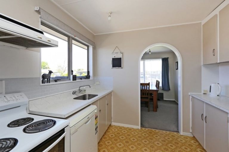 Photo of property in 18 Foster Terrace, Onekawa, Napier, 4110