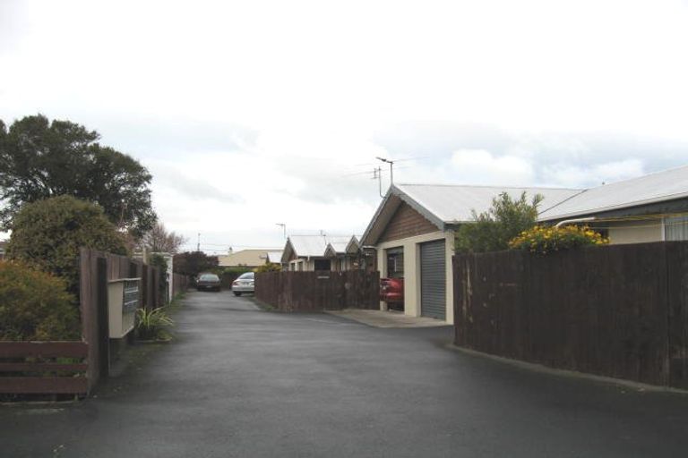 Photo of property in 3/205 Oxford Street, South Dunedin, Dunedin, 9012