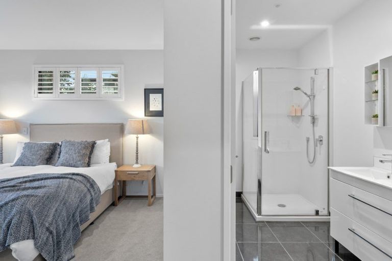 Photo of property in 1 Kirimoko Crescent, Wanaka, 9305