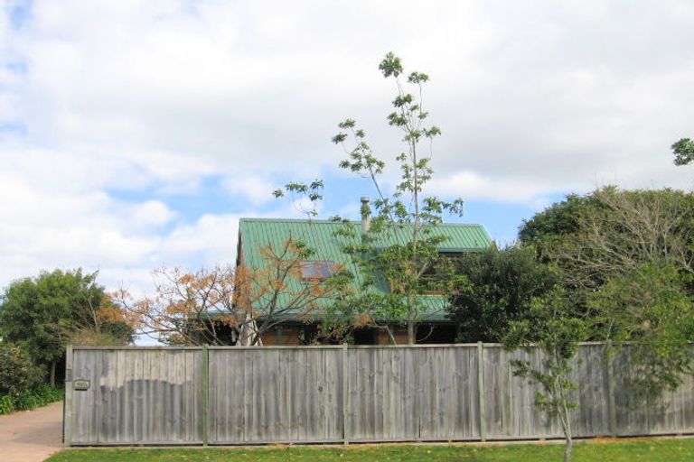 Photo of property in 150 Dickson Road, Papamoa Beach, Papamoa, 3118