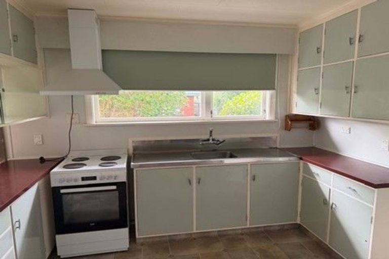 Photo of property in 28a Saint Ronans Avenue, Waterloo, Lower Hutt, 5011