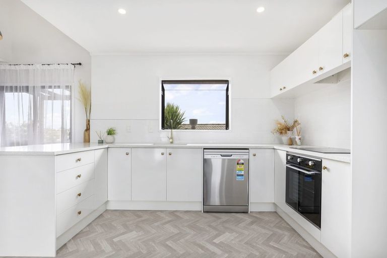 Photo of property in 4 Leyton Place, Nawton, Hamilton, 3200