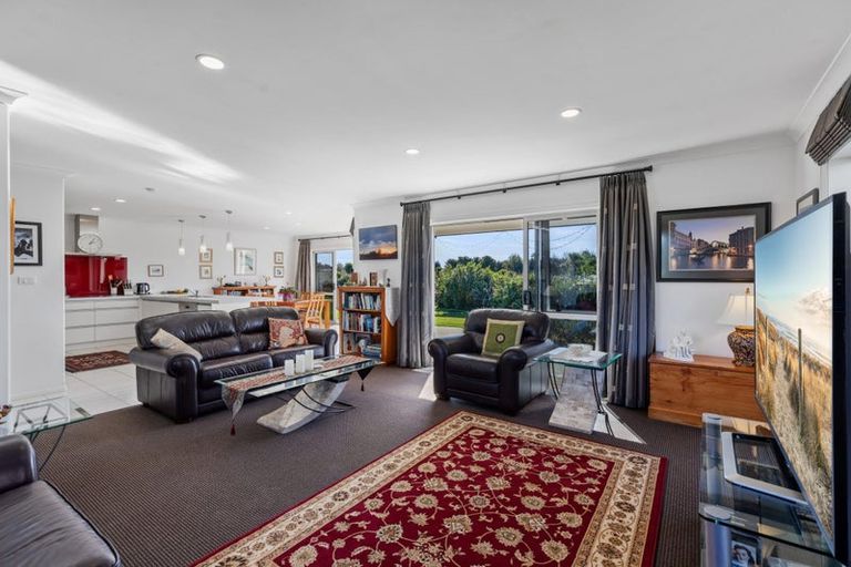 Photo of property in 95 Oriental Parade, Papamoa Beach, Papamoa, 3118