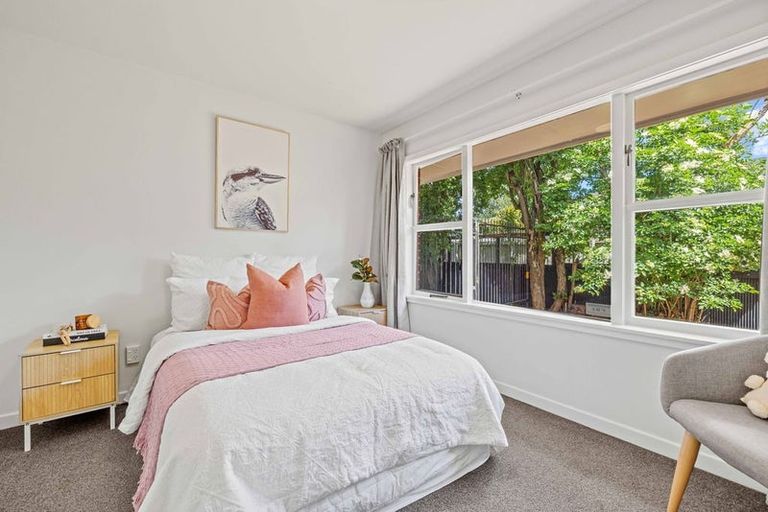 Photo of property in 47 Northcote Road, Northcote, Christchurch, 8052