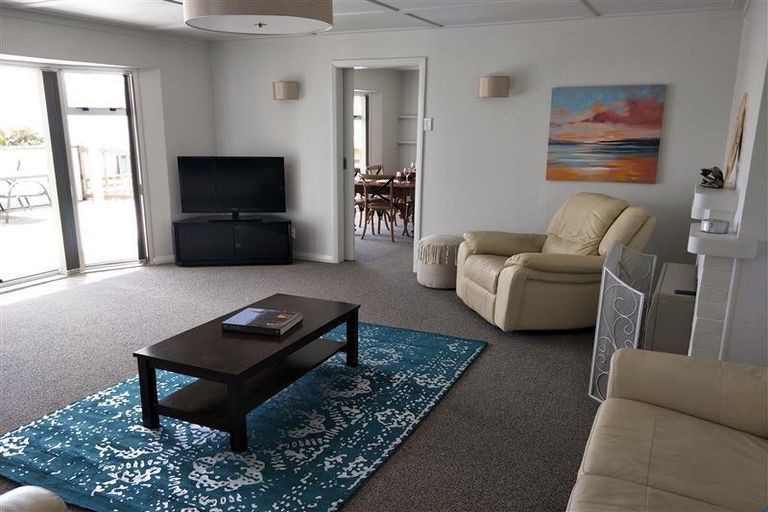 Photo of property in 89 Paynters Avenue, Strandon, New Plymouth, 4312