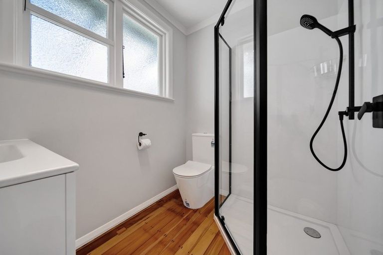 Photo of property in 275 South Road, Hawera, 4610