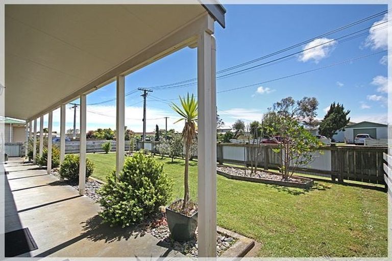 Photo of property in 58 Edinburgh Terrace, Foxton Beach, Foxton, 4815