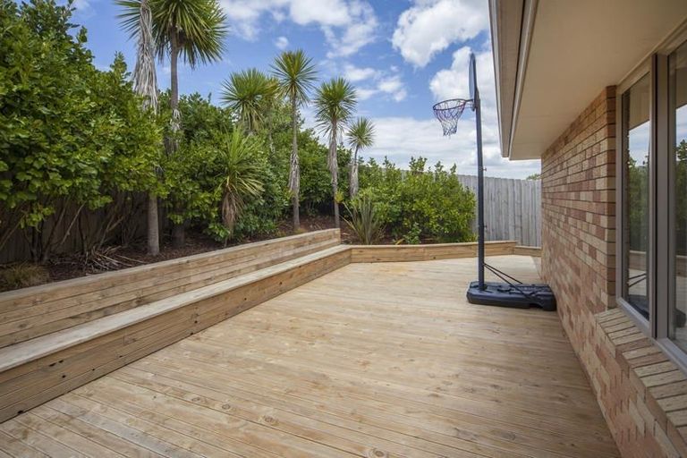 Photo of property in 27 Carol Lee Place, Albany Heights, Auckland, 0632