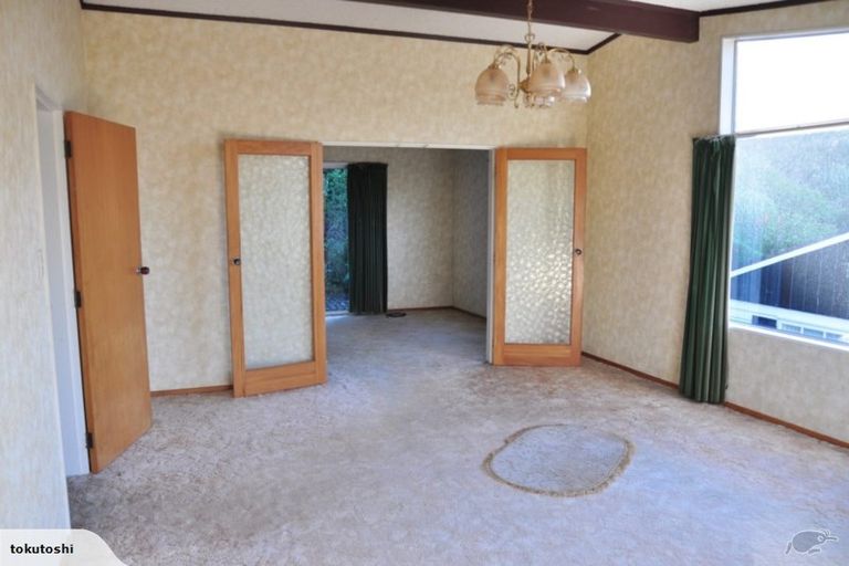 Photo of property in 6 Rajkot Terrace, Broadmeadows, Wellington, 6035