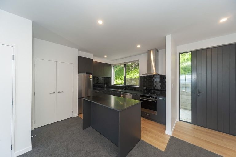 Photo of property in 13/52 High Street, Island Bay, Wellington, 6023