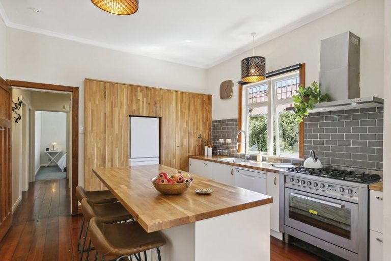 Photo of property in 36 Volga Street, Island Bay, Wellington, 6023