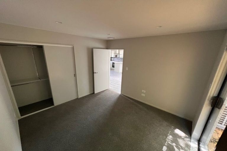 Photo of property in 17b Knox Road, Swanson, Auckland, 0612