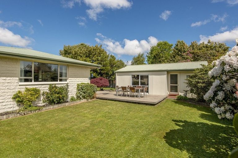 Photo of property in 47b Garreg Road, Bryndwr, Christchurch, 8052