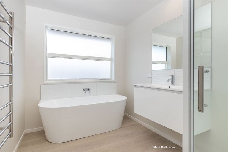 Photo of property in 14 Whitehall Drive, Springlands, Blenheim, 7201