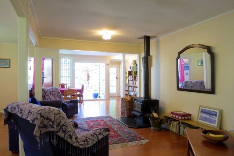 Photo of property in 25b Frederick Street, Coromandel, 3506
