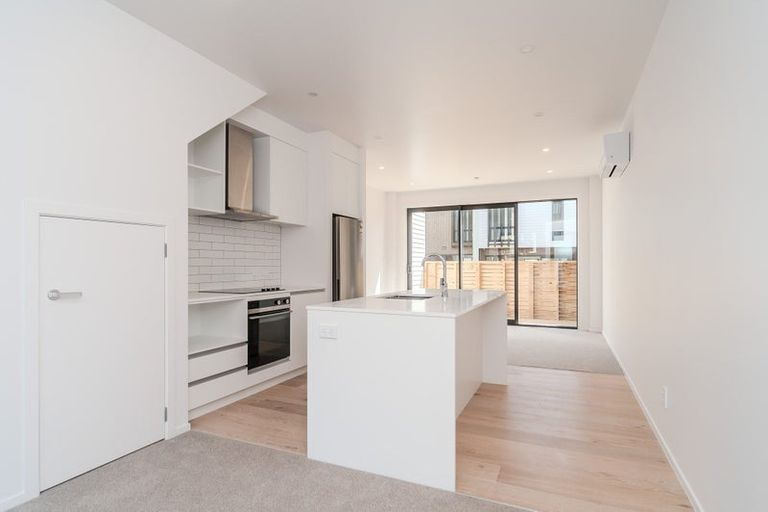 Photo of property in 6 Kamahi Place, Paraparaumu, 5032