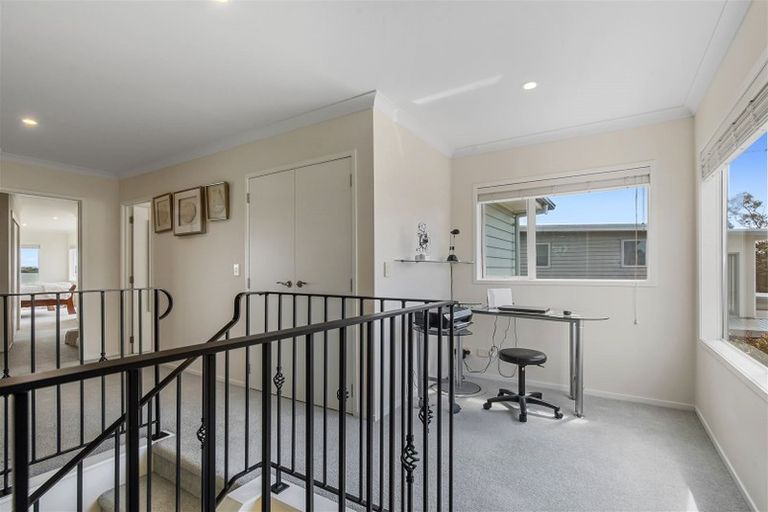 Photo of property in 4 East Point, Manly, Whangaparaoa, 0930