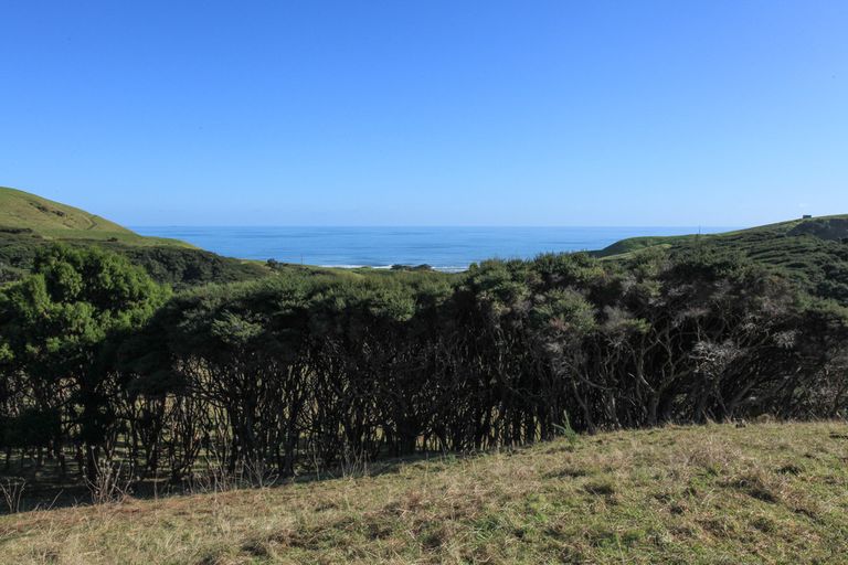 Photo of property in 1638 Whaanga Road, Raglan, 3296