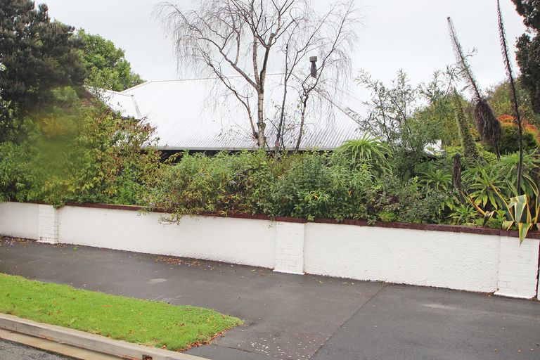 Photo of property in 17 Arun Street, South Hill, Oamaru, 9400