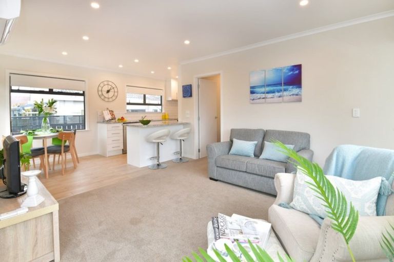 Photo of property in 50a Hatton Road, Orewa, 0931